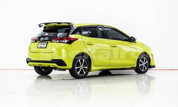 ซื้อ รถมือสอง Toyota Yaris เขียว รถยนต์ ใน %{เมือง} ใน นนทบุรี ซื้อ รถมือสอง Toyota Yaris เขียว รถยนต์ ใน %{เมือง} ใน นนทบุรี