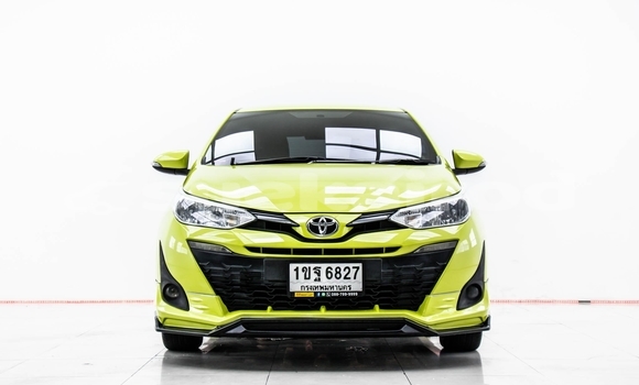 ซื้อ รถมือสอง Toyota Yaris เขียว รถยนต์ ใน %{เมือง} ใน นนทบุรี ซื้อ รถมือสอง Toyota Yaris เขียว รถยนต์ ใน %{เมือง} ใน นนทบุรี