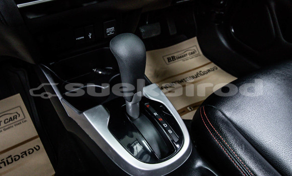 Buy Used Honda Jazz White Car in Bangkok in Bangkok Buy Used Honda Jazz White Car in Bangkok in Bangkok