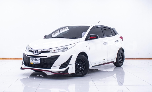 ซื้อ รถมือสอง Toyota Yaris ขาว รถยนต์ ใน %{เมือง} ใน นนทบุรี ซื้อ รถมือสอง Toyota Yaris ขาว รถยนต์ ใน %{เมือง} ใน นนทบุรี