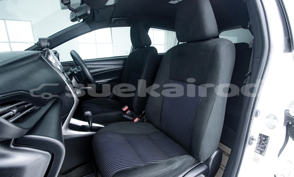 ซื้อ รถมือสอง Toyota Yaris ขาว รถยนต์ ใน %{เมือง} ใน นนทบุรี ซื้อ รถมือสอง Toyota Yaris ขาว รถยนต์ ใน %{เมือง} ใน นนทบุรี