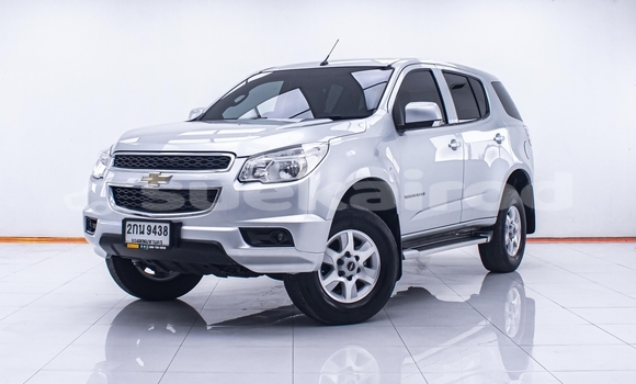 Buy Used Chevrolet TrailBlazer Silver Car in Nonthaburi in Nonthaburi Buy Used Chevrolet TrailBlazer Silver Car in Nonthaburi in Nonthaburi