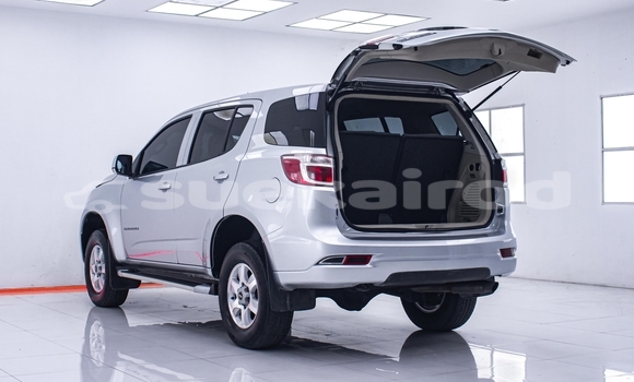 ซื้อ รถมือสอง Chevrolet TrailBlazer เงิน รถยนต์ ใน %{เมือง} ใน นนทบุรี ซื้อ รถมือสอง Chevrolet TrailBlazer เงิน รถยนต์ ใน %{เมือง} ใน นนทบุรี