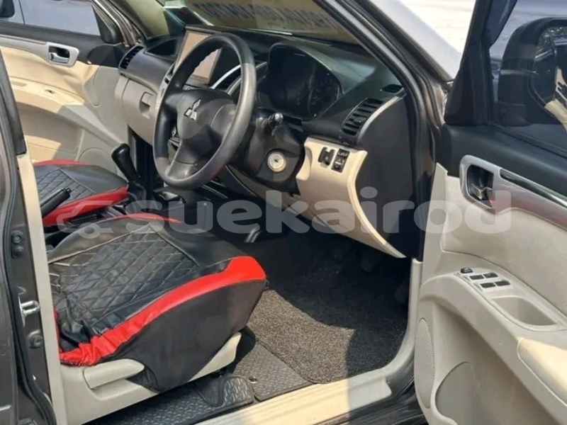 Big with watermark mitsubishi pajero bangkok bangkok 76027