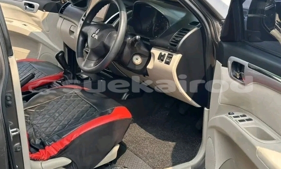 ซื้อ รถมือสอง Mitsubishi Pajero สีดำ รถยนต์ ใน %{เมือง} ใน กรุงเทพมหานคร