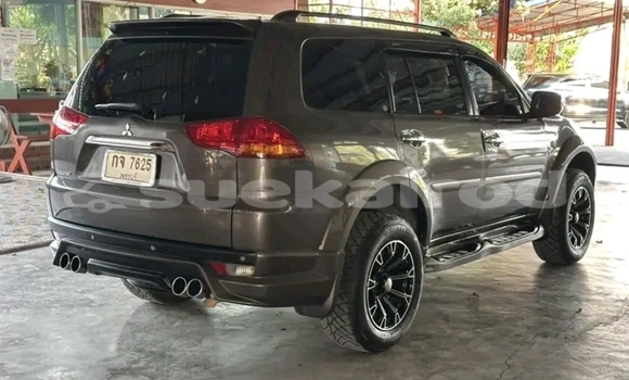 ซื้อ รถมือสอง Mitsubishi Pajero สีดำ รถยนต์ ใน %{เมือง} ใน กรุงเทพมหานคร ซื้อ รถมือสอง Mitsubishi Pajero สีดำ รถยนต์ ใน %{เมือง} ใน กรุงเทพมหานคร