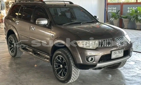 ซื้อ รถมือสอง Mitsubishi Pajero สีดำ รถยนต์ ใน %{เมือง} ใน กรุงเทพมหานคร ซื้อ รถมือสอง Mitsubishi Pajero สีดำ รถยนต์ ใน %{เมือง} ใน กรุงเทพมหานคร