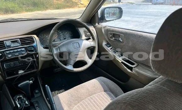 ซื้อ รถมือสอง Honda Accord อื่น ๆ รถยนต์ ใน %{เมือง} ใน อ่างทอง