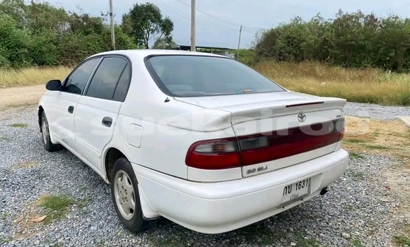 Buy Used Toyota Corolla White Car in Chachoengsao in Chachoengsao Buy Used Toyota Corolla White Car in Chachoengsao in Chachoengsao
