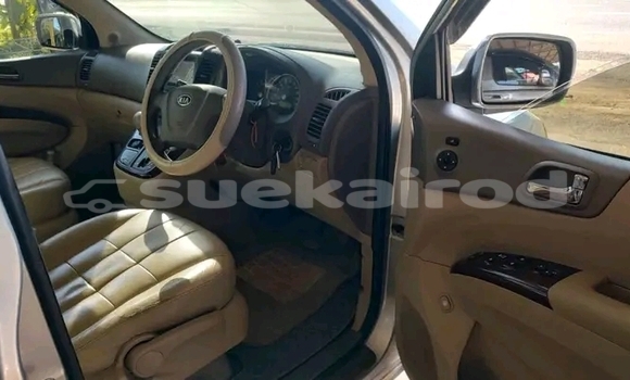 ซื้อ รถมือสอง Kia Carnival อื่น ๆ รถยนต์ ใน %{เมือง} ใน ฉะเชิงเทรา