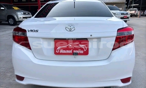 ซื้อ รถมือสอง Toyota Vios ขาว รถยนต์ ใน %{เมือง} ใน ชัยนาท