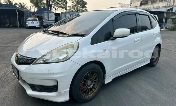 ซื้อ รถมือสอง Honda Jazz ขาว รถยนต์ ใน %{เมือง} ใน ชัยนาท ซื้อ รถมือสอง Honda Jazz ขาว รถยนต์ ใน %{เมือง} ใน ชัยนาท