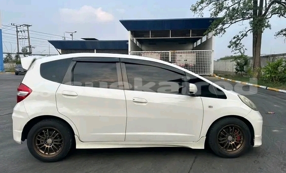 ซื้อ รถมือสอง Honda Jazz ขาว รถยนต์ ใน %{เมือง} ใน ชัยนาท ซื้อ รถมือสอง Honda Jazz ขาว รถยนต์ ใน %{เมือง} ใน ชัยนาท