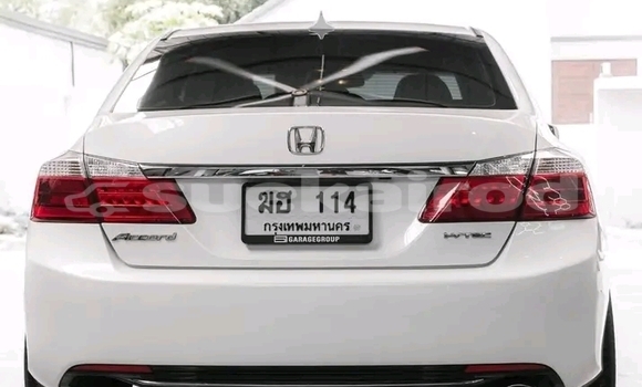 ซื้อ รถมือสอง Honda Accord ขาว รถยนต์ ใน %{เมือง} ใน ฉะเชิงเทรา ซื้อ รถมือสอง Honda Accord ขาว รถยนต์ ใน %{เมือง} ใน ฉะเชิงเทรา