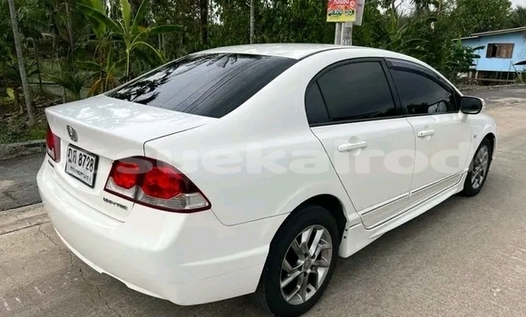 ซื้อ รถมือสอง Honda Civic ขาว รถยนต์ ใน %{เมือง} ใน ฉะเชิงเทรา