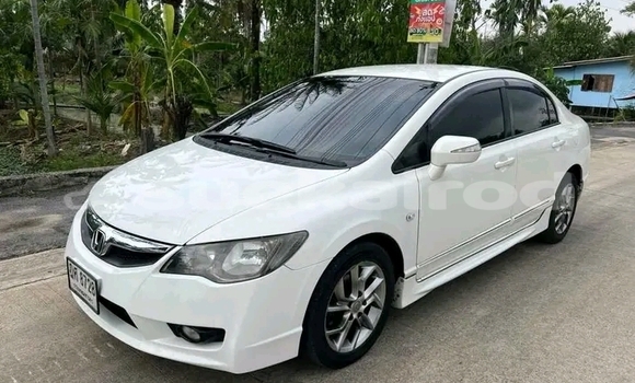 Buy Used Honda Civic White Car in Chachoengsao in Chachoengsao Buy Used Honda Civic White Car in Chachoengsao in Chachoengsao