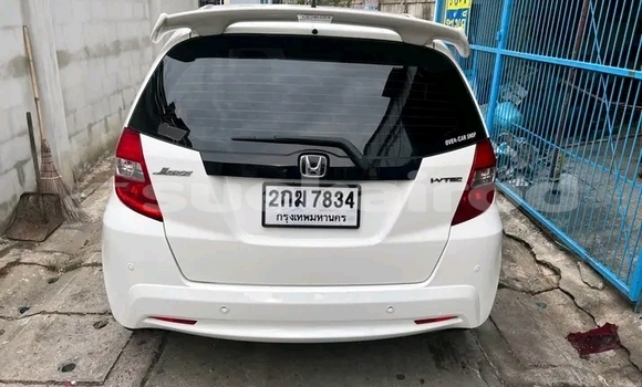 ซื้อ รถมือสอง Honda Jazz ขาว รถยนต์ ใน %{เมือง} ใน ฉะเชิงเทรา ซื้อ รถมือสอง Honda Jazz ขาว รถยนต์ ใน %{เมือง} ใน ฉะเชิงเทรา