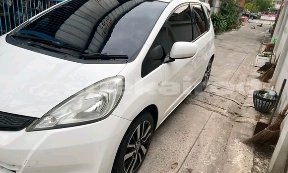 ซื้อ รถมือสอง Honda Jazz ขาว รถยนต์ ใน %{เมือง} ใน ฉะเชิงเทรา ซื้อ รถมือสอง Honda Jazz ขาว รถยนต์ ใน %{เมือง} ใน ฉะเชิงเทรา