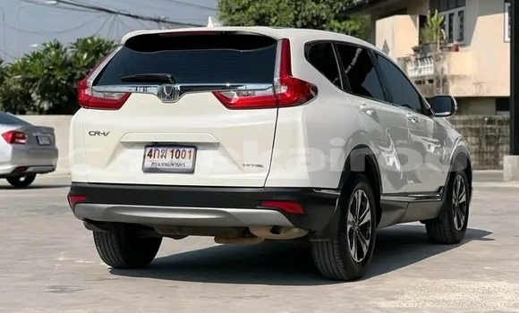 ซื้อ รถมือสอง Honda CR–V ขาว รถยนต์ ใน %{เมือง} ใน ฉะเชิงเทรา ซื้อ รถมือสอง Honda CR–V ขาว รถยนต์ ใน %{เมือง} ใน ฉะเชิงเทรา