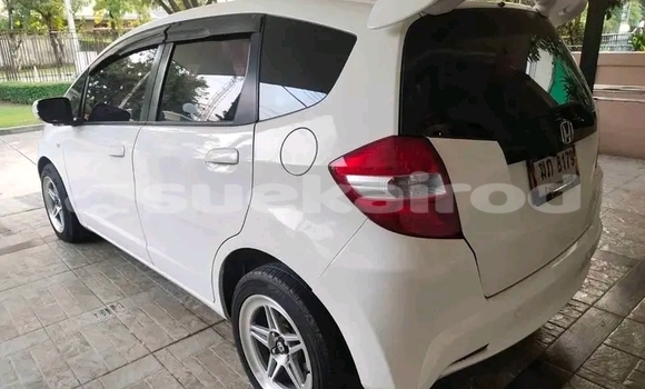 ซื้อ รถมือสอง Honda Jazz ขาว รถยนต์ ใน %{เมือง} ใน ฉะเชิงเทรา ซื้อ รถมือสอง Honda Jazz ขาว รถยนต์ ใน %{เมือง} ใน ฉะเชิงเทรา