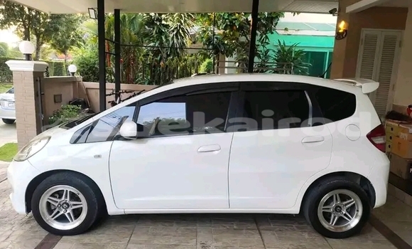 ซื้อ รถมือสอง Honda Jazz ขาว รถยนต์ ใน %{เมือง} ใน ฉะเชิงเทรา ซื้อ รถมือสอง Honda Jazz ขาว รถยนต์ ใน %{เมือง} ใน ฉะเชิงเทรา