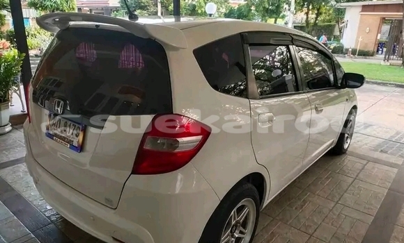 ซื้อ รถมือสอง Honda Jazz ขาว รถยนต์ ใน %{เมือง} ใน ฉะเชิงเทรา ซื้อ รถมือสอง Honda Jazz ขาว รถยนต์ ใน %{เมือง} ใน ฉะเชิงเทรา