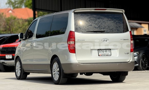 Buy Used Hyundai Grand Starex Other Car in Nonthaburi in Nonthaburi Buy Used Hyundai Grand Starex Other Car in Nonthaburi in Nonthaburi