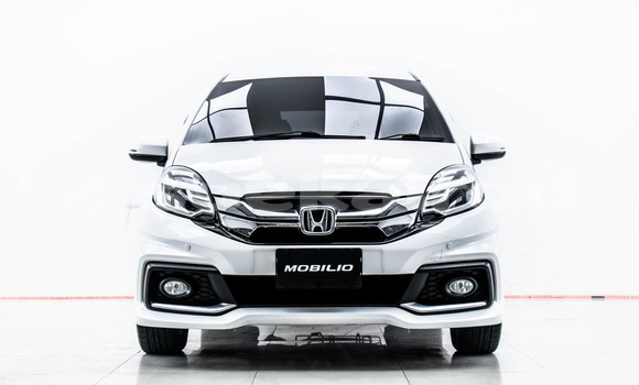 Buy Used Honda Mobilio White Car in Bangkok in Bangkok Buy Used Honda Mobilio White Car in Bangkok in Bangkok