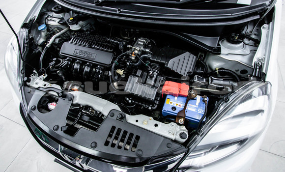 Buy Used Honda Mobilio White Car in Bangkok in Bangkok Buy Used Honda Mobilio White Car in Bangkok in Bangkok