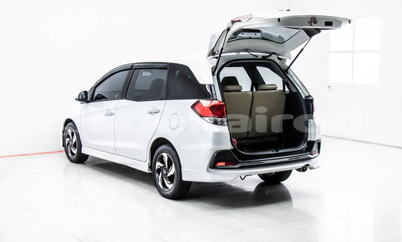 Buy Used Honda Mobilio White Car in Bangkok in Bangkok Buy Used Honda Mobilio White Car in Bangkok in Bangkok