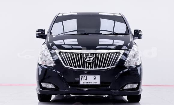 ซื้อ รถมือสอง Hyundai H1 สีดำ รถยนต์ ใน %{เมือง} ใน นนทบุรี ซื้อ รถมือสอง Hyundai H1 สีดำ รถยนต์ ใน %{เมือง} ใน นนทบุรี