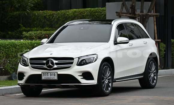 ซื้อ รถมือสอง Mercedes-Benz AMG GLC อื่น ๆ รถยนต์ ใน %{เมือง} ใน กรุงเทพมหานคร