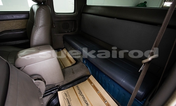 Buy Used Toyota Hilux Brown Car in Nonthaburi in Nonthaburi Buy Used Toyota Hilux Brown Car in Nonthaburi in Nonthaburi