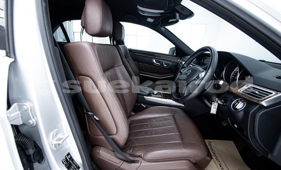 Buy Used Mercedes-Benz E-Classe White Car in Bangkok in Bangkok Buy Used Mercedes-Benz E-Classe White Car in Bangkok in Bangkok