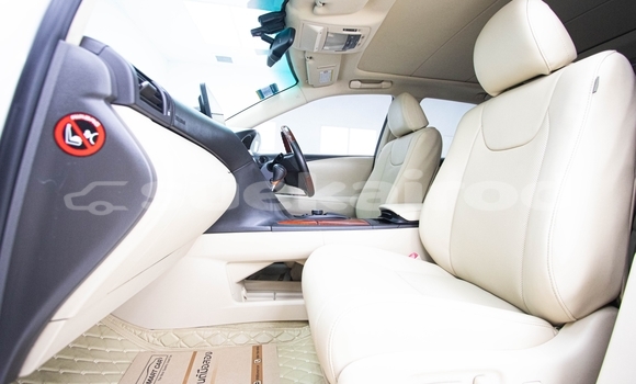 Buy Used Lexus RX White Car in Nonthaburi in Nonthaburi Buy Used Lexus RX White Car in Nonthaburi in Nonthaburi