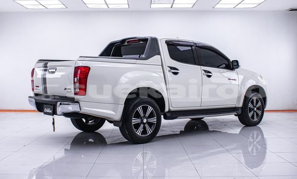 Buy Used Isuzu D-Max White Car in Bangkok in Bangkok Buy Used Isuzu D-Max White Car in Bangkok in Bangkok
