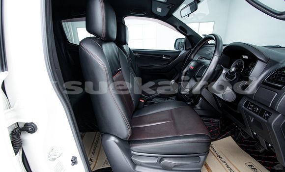 Buy Used Isuzu D-Max White Car in Bangkok in Bangkok Buy Used Isuzu D-Max White Car in Bangkok in Bangkok