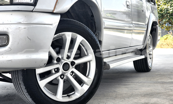 ซื้อ รถมือสอง Isuzu Trooper อื่น ๆ รถยนต์ ใน %{เมือง} ใน นนทบุรี ซื้อ รถมือสอง Isuzu Trooper อื่น ๆ รถยนต์ ใน %{เมือง} ใน นนทบุรี