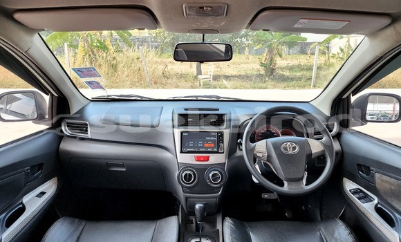 Buy Used Toyota Avanza White Car in Nonthaburi in Nonthaburi Buy Used Toyota Avanza White Car in Nonthaburi in Nonthaburi