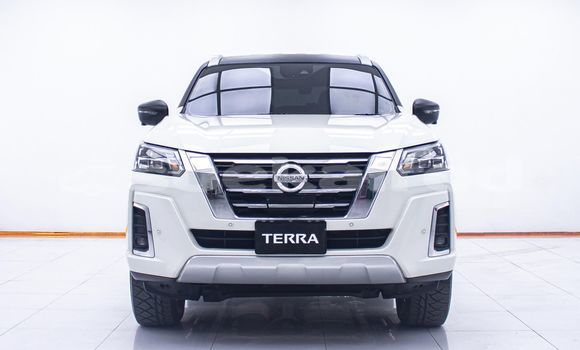 Buy Used Nissan X-Terra White Car in Bangkok in Bangkok Buy Used Nissan X-Terra White Car in Bangkok in Bangkok