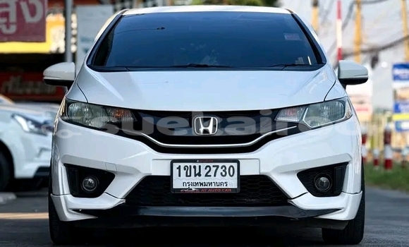 Buy Used Honda Jazz White Car in Chaiyaphum in Chaiyaphum Buy Used Honda Jazz White Car in Chaiyaphum in Chaiyaphum