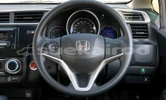 Buy Used Honda Jazz White Car in Chai Nat in Chai Nat Buy Used Honda Jazz White Car in Chai Nat in Chai Nat