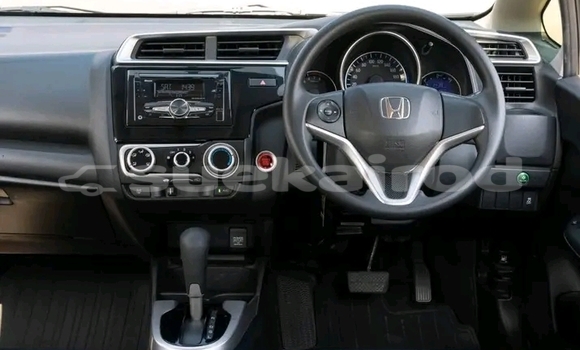 Buy Used Honda Jazz White Car in Chai Nat in Chai Nat Buy Used Honda Jazz White Car in Chai Nat in Chai Nat