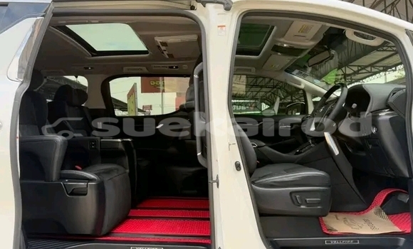 Buy Used Toyota Vellfire White Car in Kaeng Khlo in Chaiyaphum Buy Used Toyota Vellfire White Car in Kaeng Khlo in Chaiyaphum