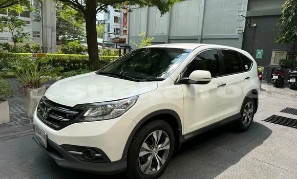 Buy Used Honda CR-V White Car in Chaiyaphum in Chaiyaphum Buy Used Honda CR-V White Car in Chaiyaphum in Chaiyaphum