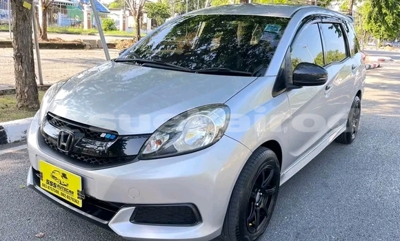 Buy Used Honda Avancier Other Car in Chai Nat in Chai Nat Buy Used Honda Avancier Other Car in Chai Nat in Chai Nat