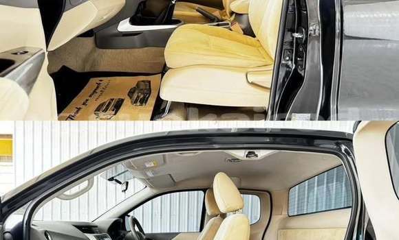 ซื้อ รถมือสอง Nissan Navara สีดำ รถยนต์ ใน %{เมือง} ใน กรุงเทพมหานคร ซื้อ รถมือสอง Nissan Navara สีดำ รถยนต์ ใน %{เมือง} ใน กรุงเทพมหานคร