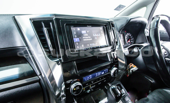 Buy Used Toyota Vellfire White Car in Bangkok in Bangkok Buy Used Toyota Vellfire White Car in Bangkok in Bangkok