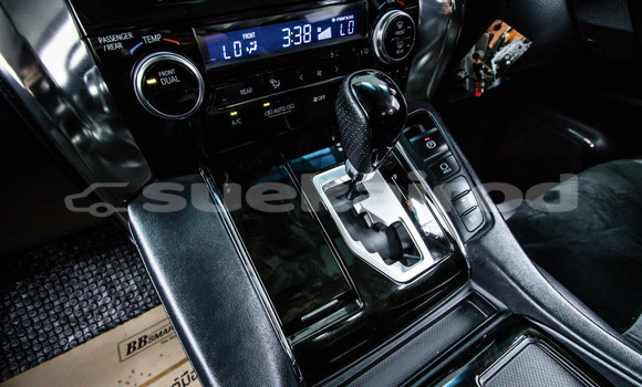 Buy Used Toyota Vellfire White Car in Bangkok in Bangkok Buy Used Toyota Vellfire White Car in Bangkok in Bangkok