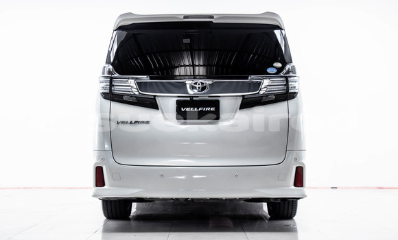 Buy Used Toyota Vellfire White Car in Bangkok in Bangkok Buy Used Toyota Vellfire White Car in Bangkok in Bangkok